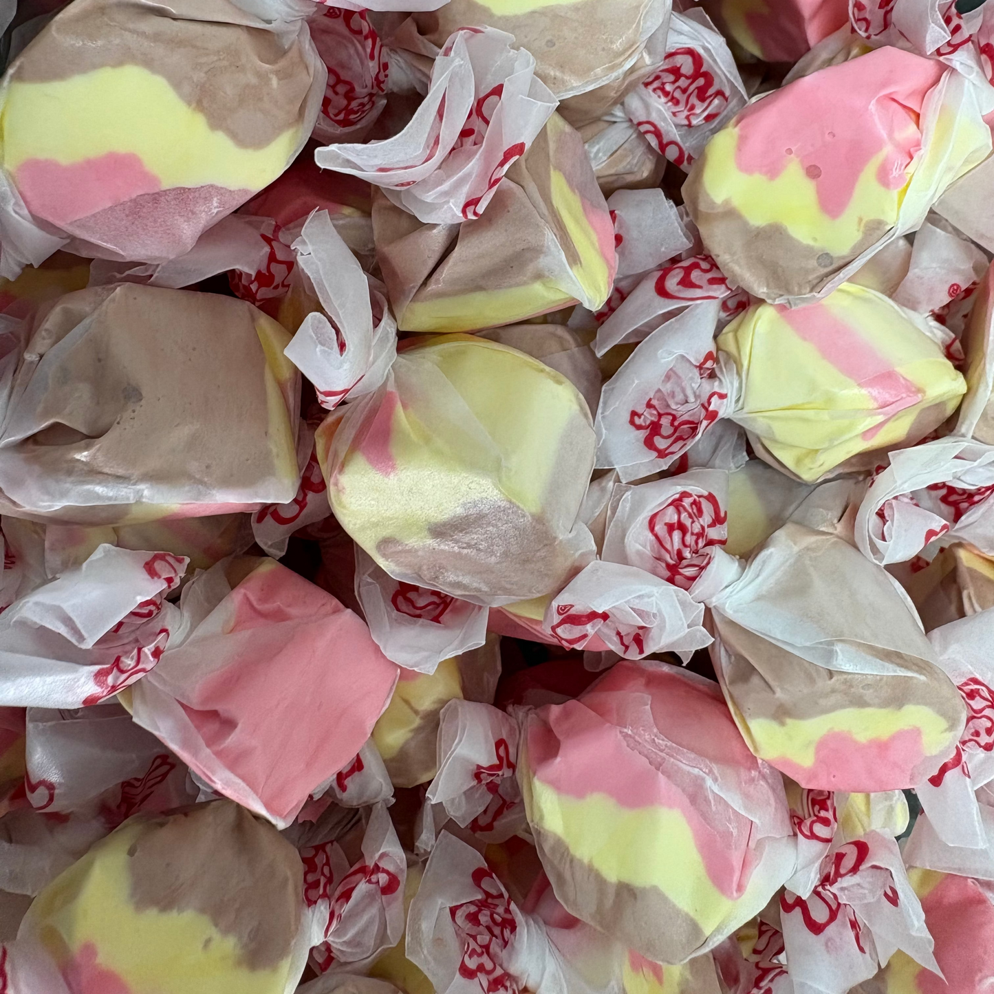 TAFFY TOWN BANANA SPLIT